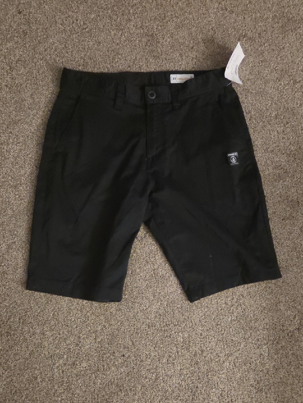 Volcom Black Men’s Flat Front Chino Shorts Size 31 NWOT